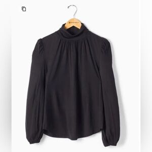 Long Sleeve balloon sleeve top in black
